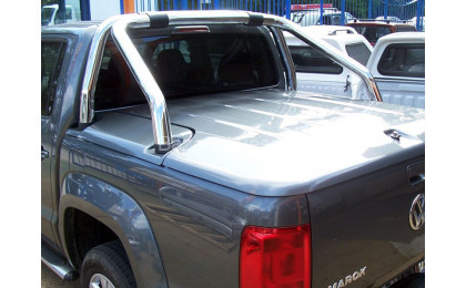 Оригинальная защитная дуга в кузов из нержавеющей стали "VAG" на Volkswagen Amarok